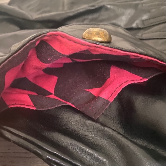 O’Neill Black Shoulder Bag - Picture 7 of 9